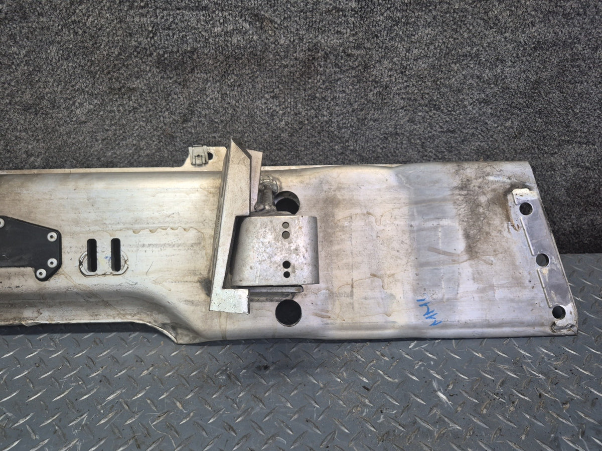 2012-2015 Mercedes W166 ML350 Diesel AWD A/T Transmission Mount Bracket Support