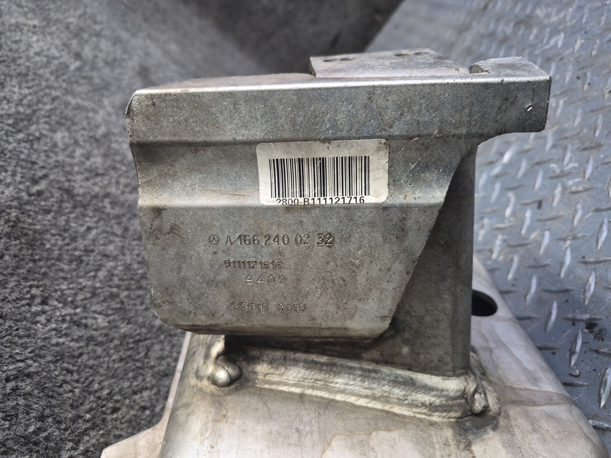 2012-2015 Mercedes W166 ML350 Diesel AWD A/T Transmission Mount Bracket Support
