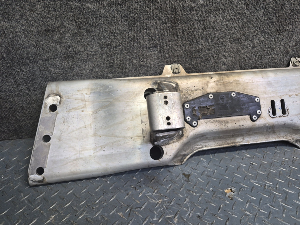2012-2015 Mercedes W166 ML350 Diesel AWD A/T Transmission Mount Bracket Support