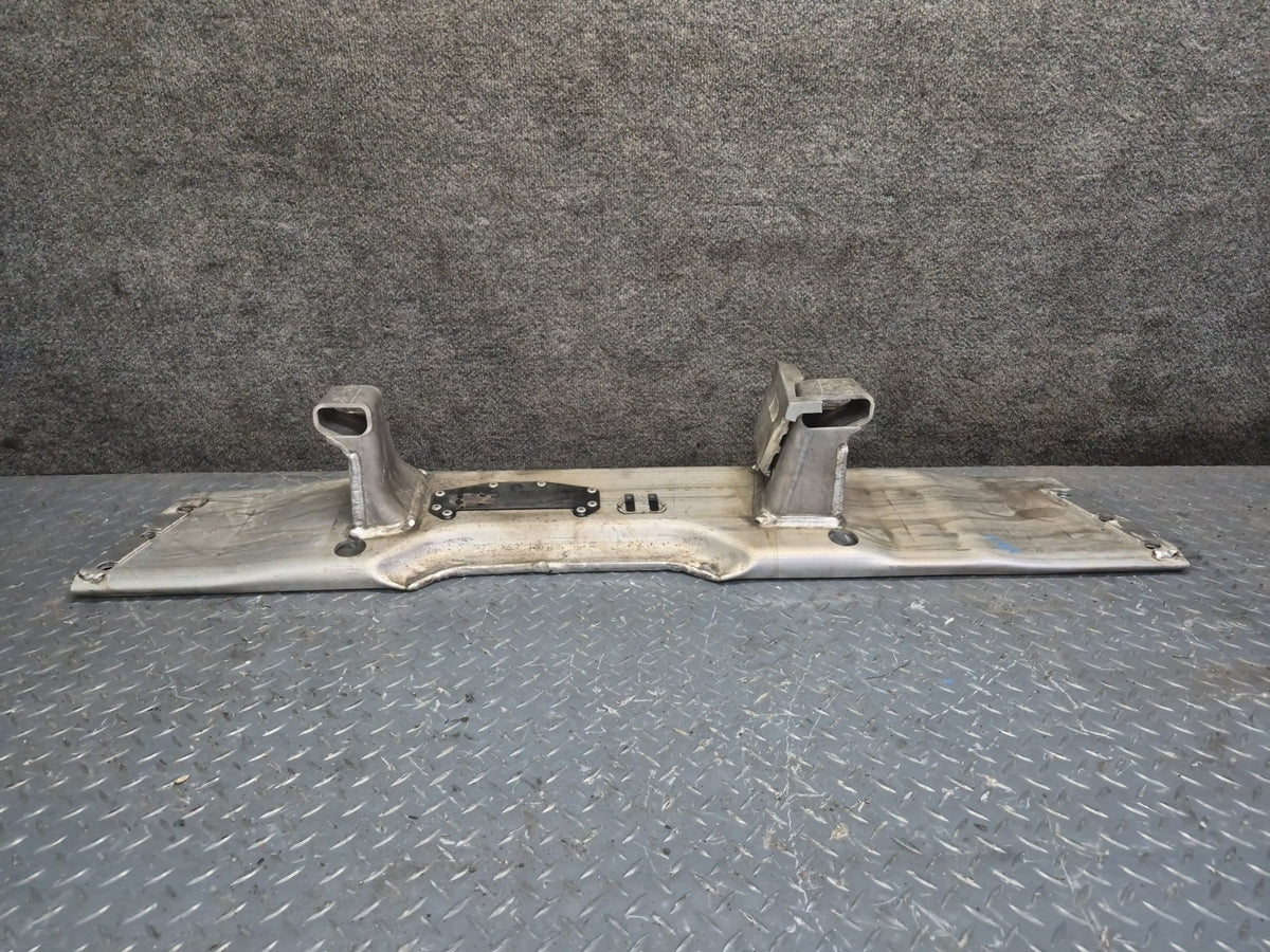 2012-2015 Mercedes W166 ML350 Diesel AWD A/T Transmission Mount Bracket Support