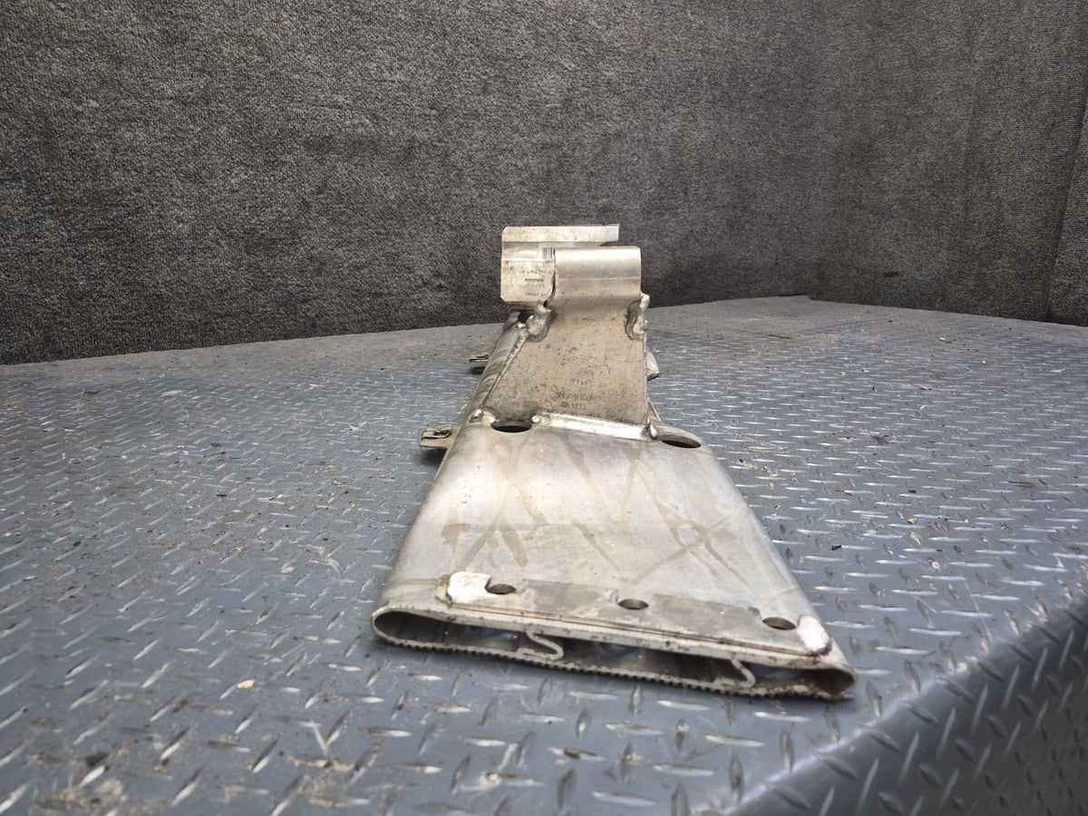 2012-2015 Mercedes W166 ML350 Diesel AWD A/T Transmission Mount Bracket Support