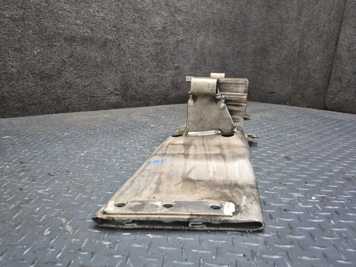 2012-2015 Mercedes W166 ML350 Diesel AWD A/T Transmission Mount Bracket Support