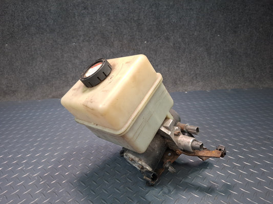 2003-2007 Lexus UZJ100L LX470 Air Ride Suspension Height Pump Motor W/ Reservoir