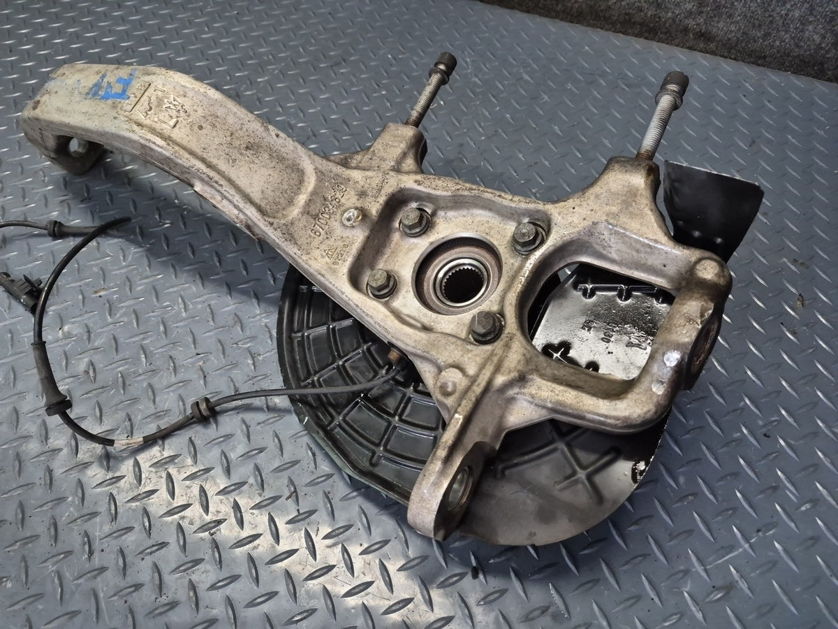 17-20 Maserati Levante M161 3.0L AWD Front Left Spindle Knuckle Wheel Hub