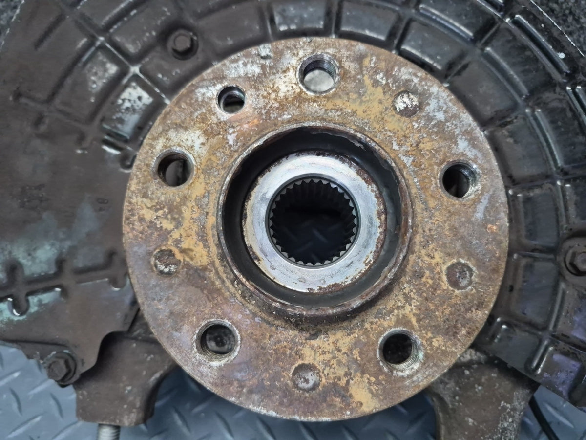 17-20 Maserati Levante M161 3.0L AWD Front Right Spindle Knuckle Wheel Hub