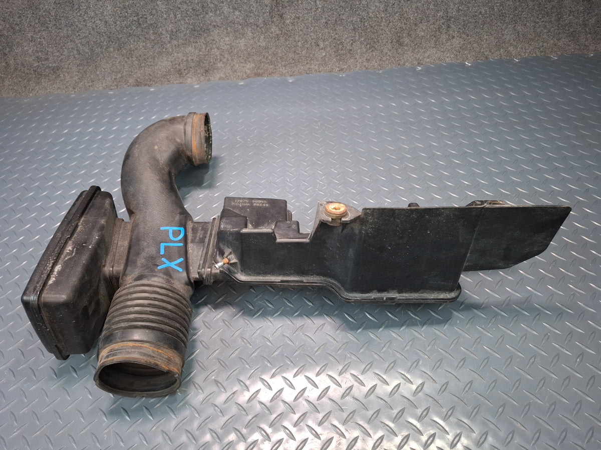 2006-2007 Lexus UZJ100L LX470 Air Intake Resonator Hose Pipe Line 17875-50330