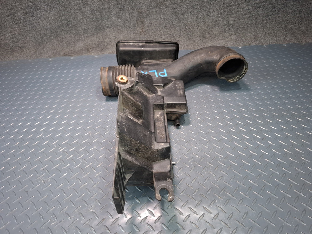 2006-2007 Lexus UZJ100L LX470 Air Intake Resonator Hose Pipe Line 17875-50330