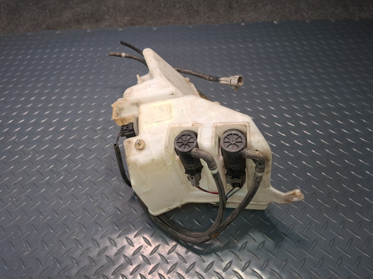 1998-2007 Lexus UZJ100L LX470 Windshield Washer Fluid Reservoir Tank W/ Pumps