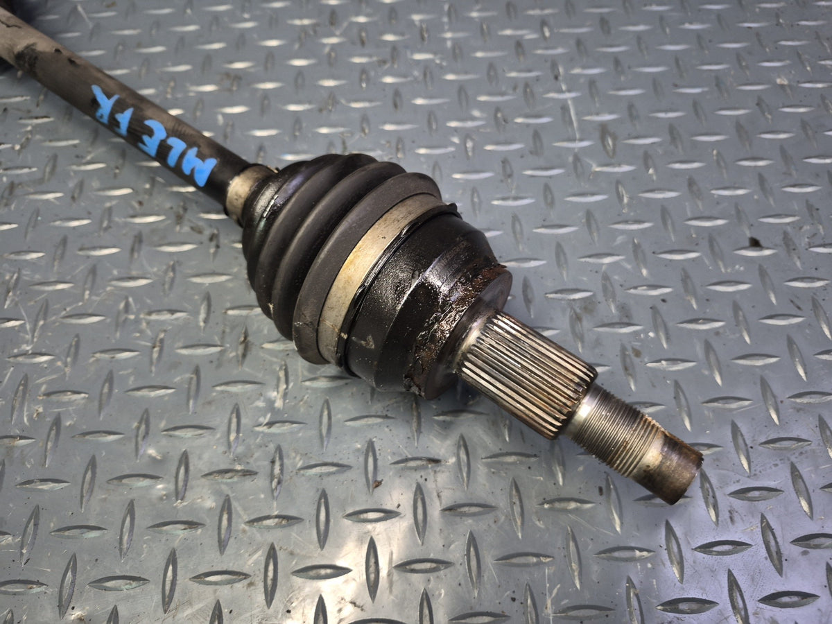 2017-2020 Maserati Levante M161 3.0L AWD Front Right Suspension Axle Shaft