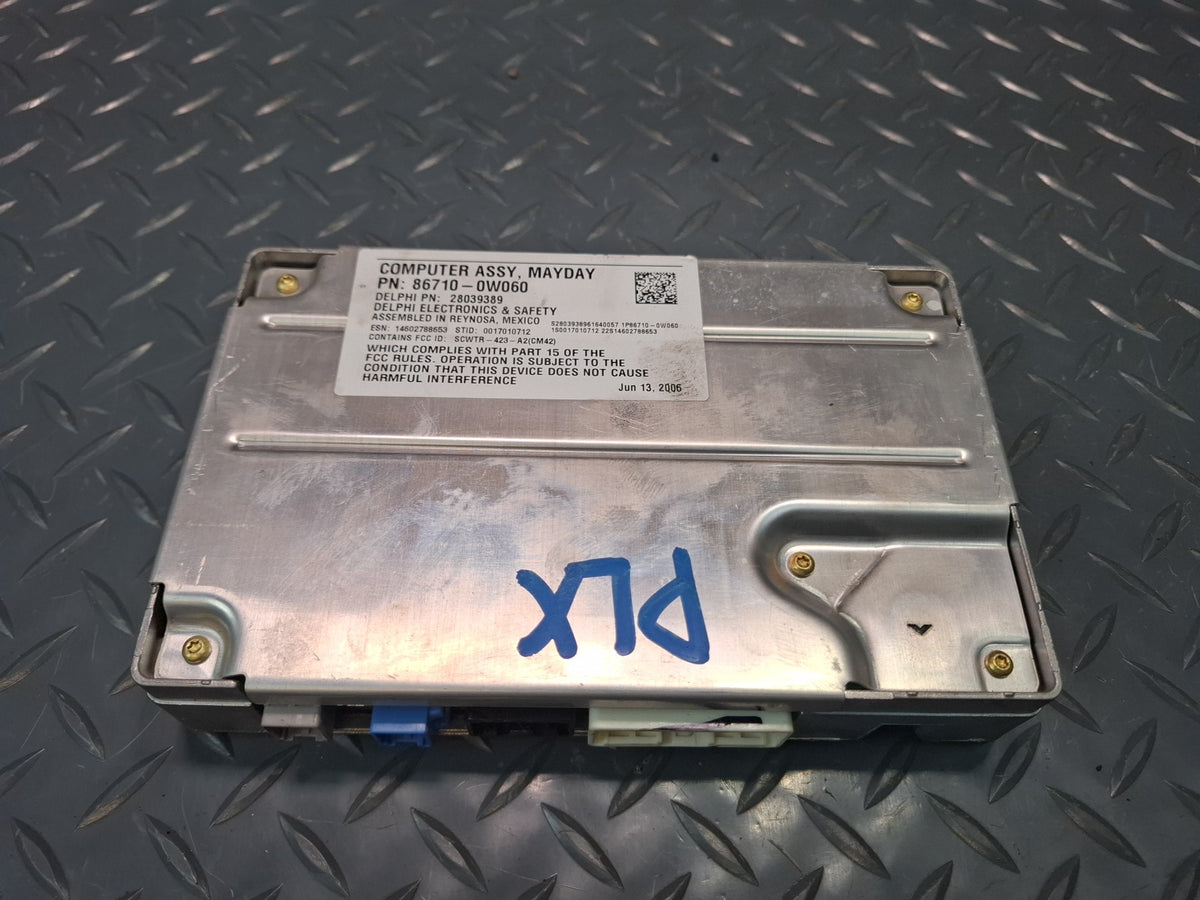 2005-2007 Lexus UZJ100L LX470 Telephone Mayday Computer Control Module