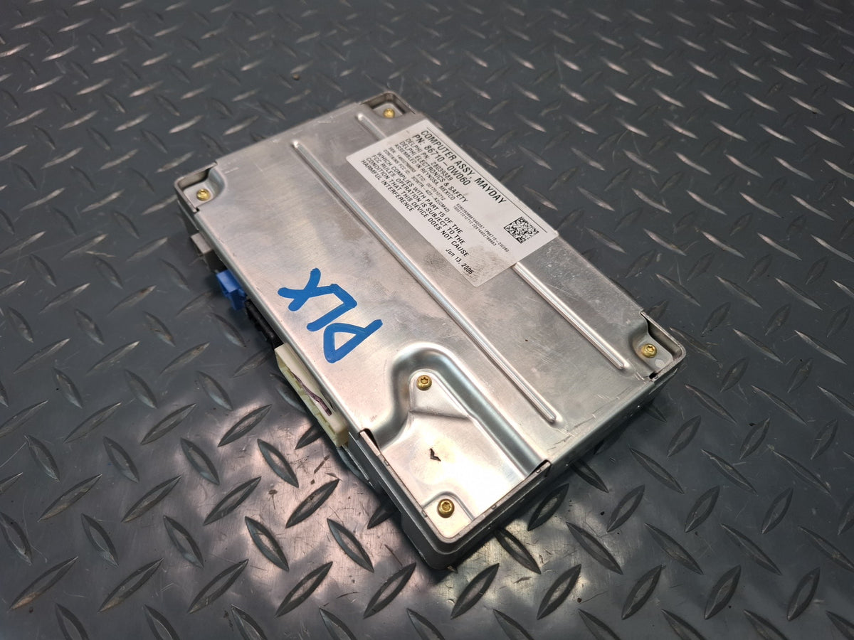 2005-2007 Lexus UZJ100L LX470 Telephone Mayday Computer Control Module