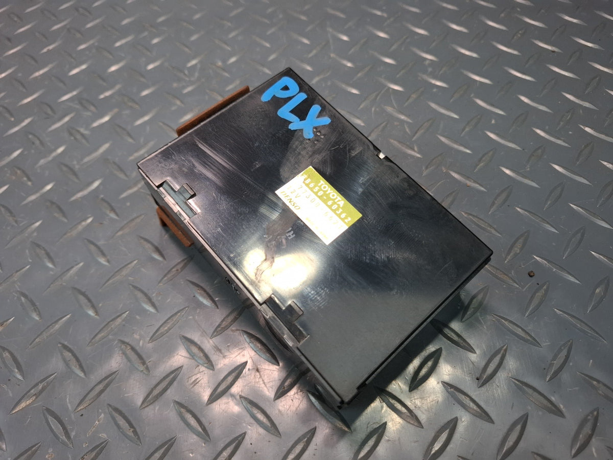 2003-2007 Lexus UZJ100L LX470 Rear A/C Air Condition Amplifier 88650-60362