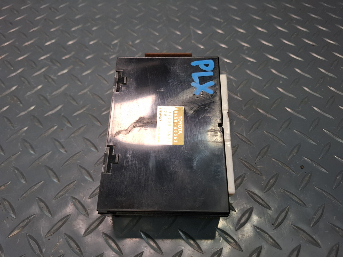 2003-2007 Lexus UZJ100L LX470 Rear A/C Air Condition Amplifier 88650-60362