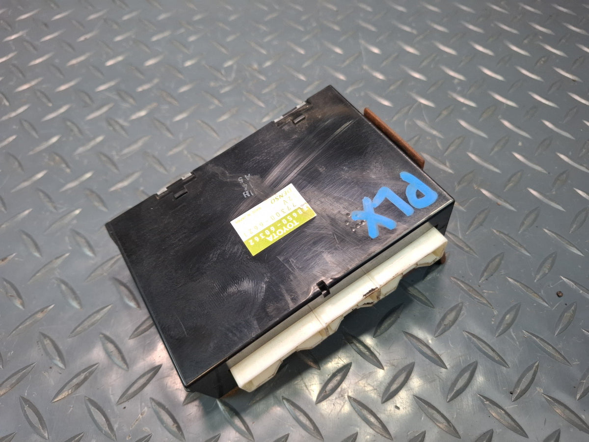 2003-2007 Lexus UZJ100L LX470 Rear A/C Air Condition Amplifier 88650-60362