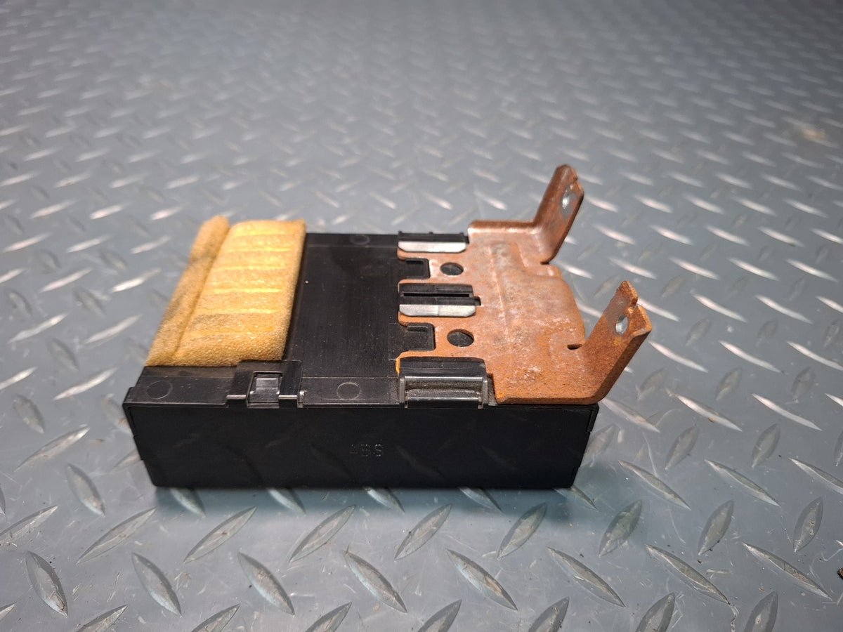 2003-2007 Lexus UZJ100L LX470 Rear A/C Air Condition Amplifier 88650-60362