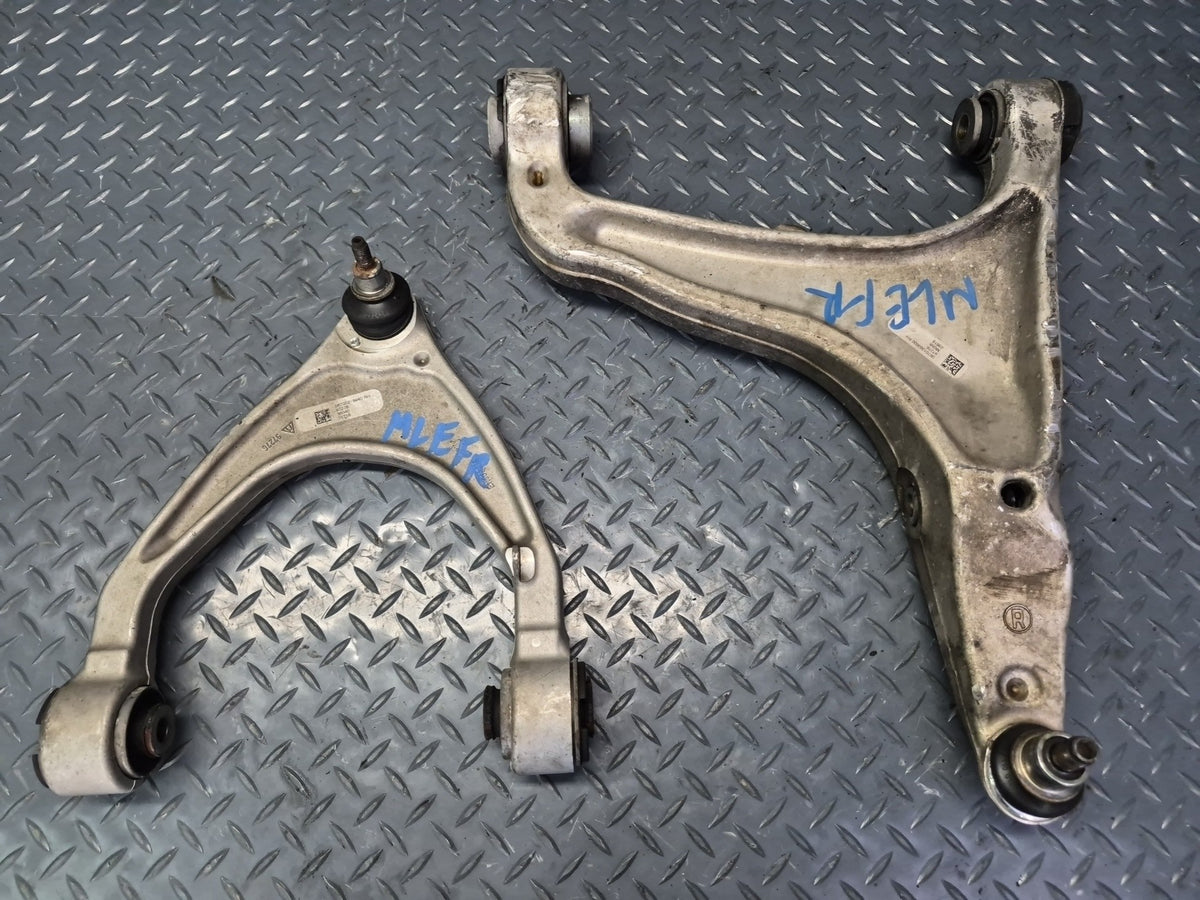 2017-2020 Maserati Levante M161 Front Right Upper & Lower Control Arm Set of 2