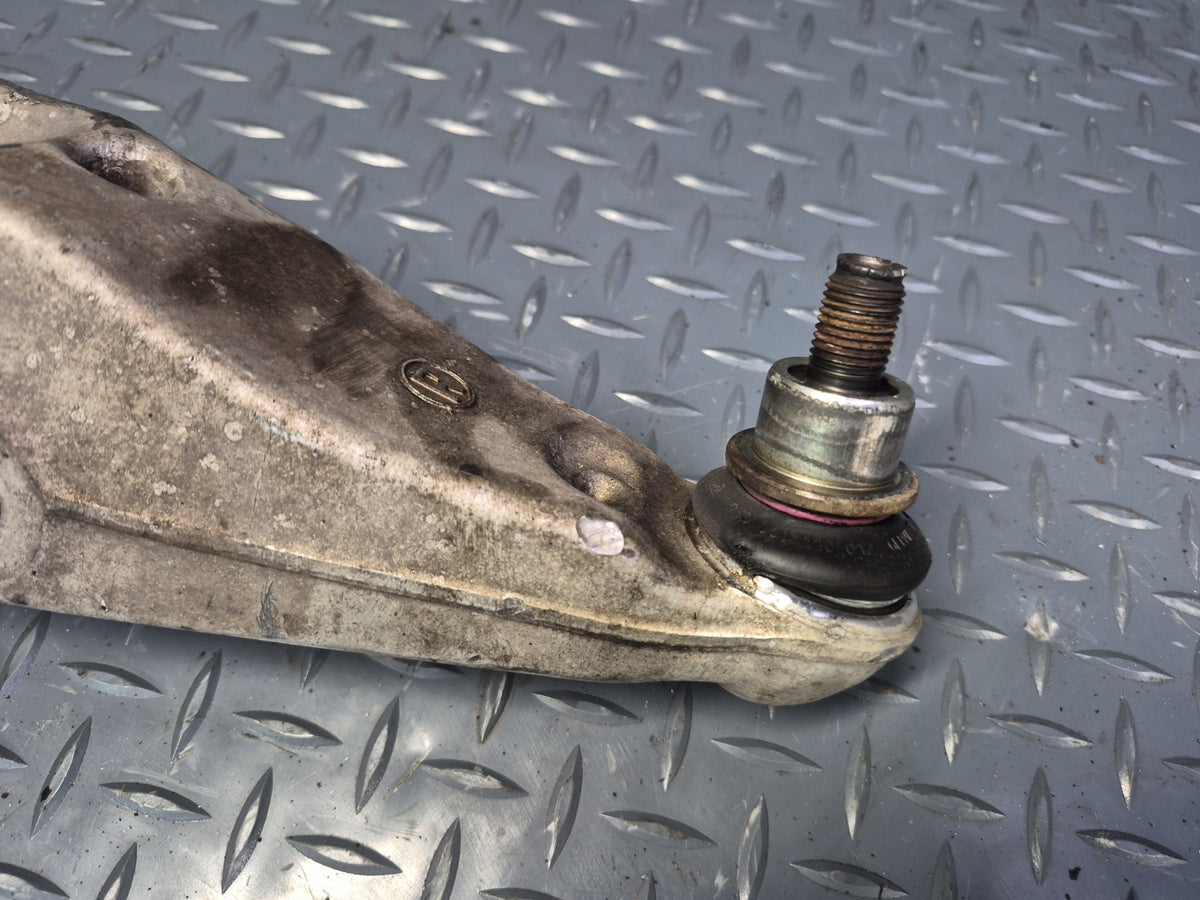 2017-2020 Maserati Levante M161 Front Right Upper & Lower Control Arm Set of 2