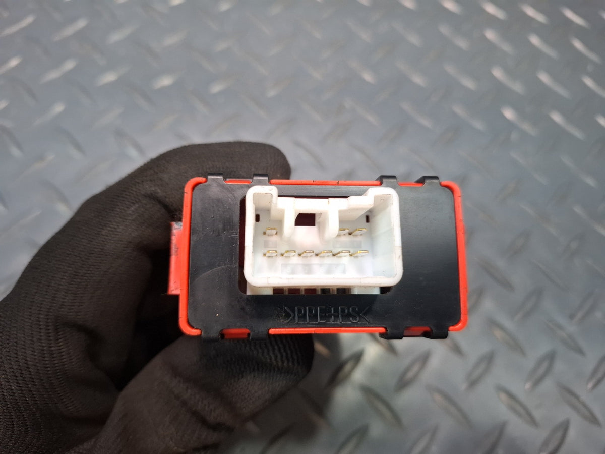 2003-2007 Lexus UZJ100L LX470 Towing Converter Computer Control Module