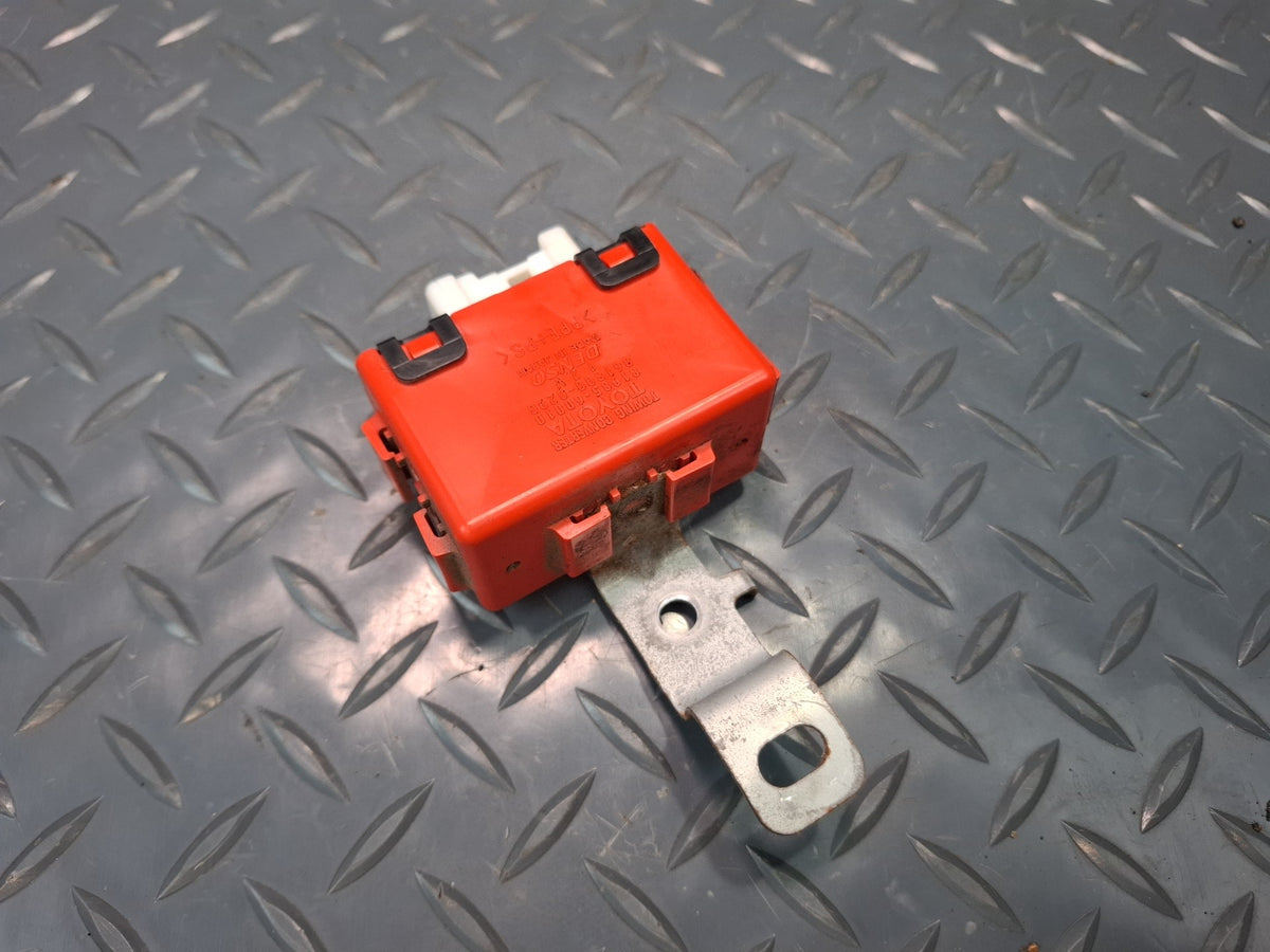 2003-2007 Lexus UZJ100L LX470 Towing Converter Computer Control Module