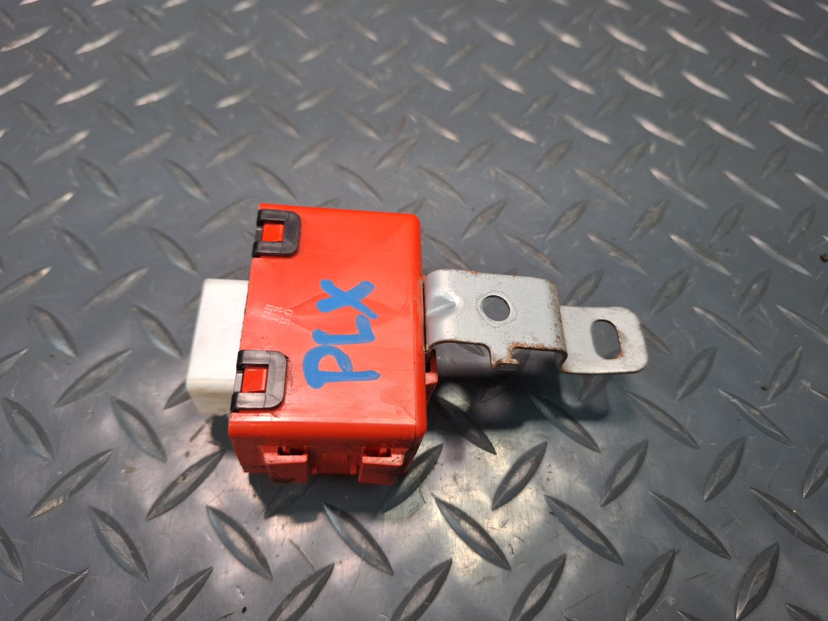 2003-2007 Lexus UZJ100L LX470 Towing Converter Computer Control Module