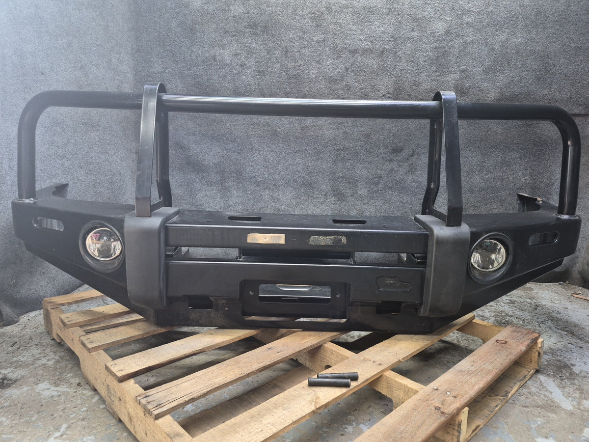 1998-2007 Lexus UZJ100L LX470 Front Off-road Bumper Bull Bar Ironman Damaged