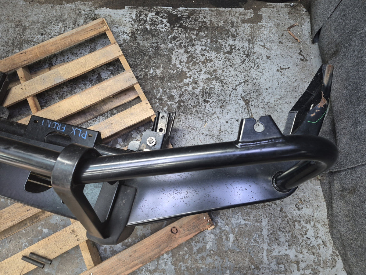 1998-2007 Lexus UZJ100L LX470 Front Off-road Bumper Bull Bar Ironman Damaged