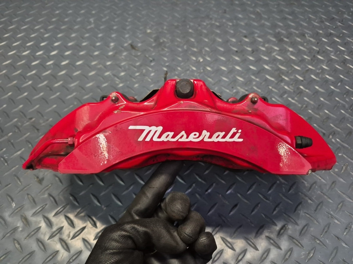 2017-2020 Maserati Levante M161 AWD Front Left & Right Brake Caliper Set Brembo