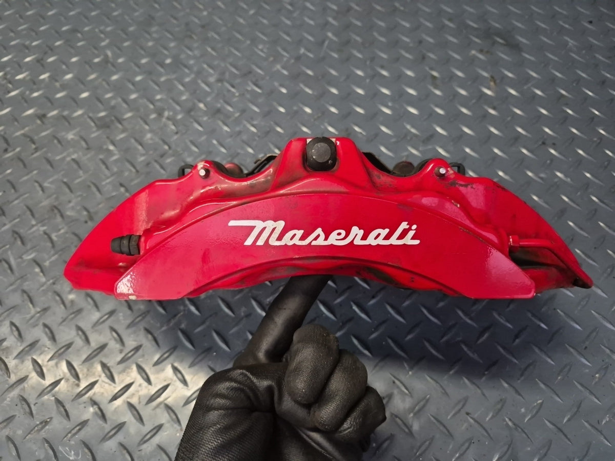 2017-2020 Maserati Levante M161 AWD Front Left & Right Brake Caliper Set Brembo