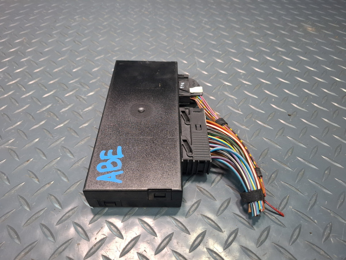 1994-1997 BMW E31 840Ci RM1 Relay Control Module Unit 1383411