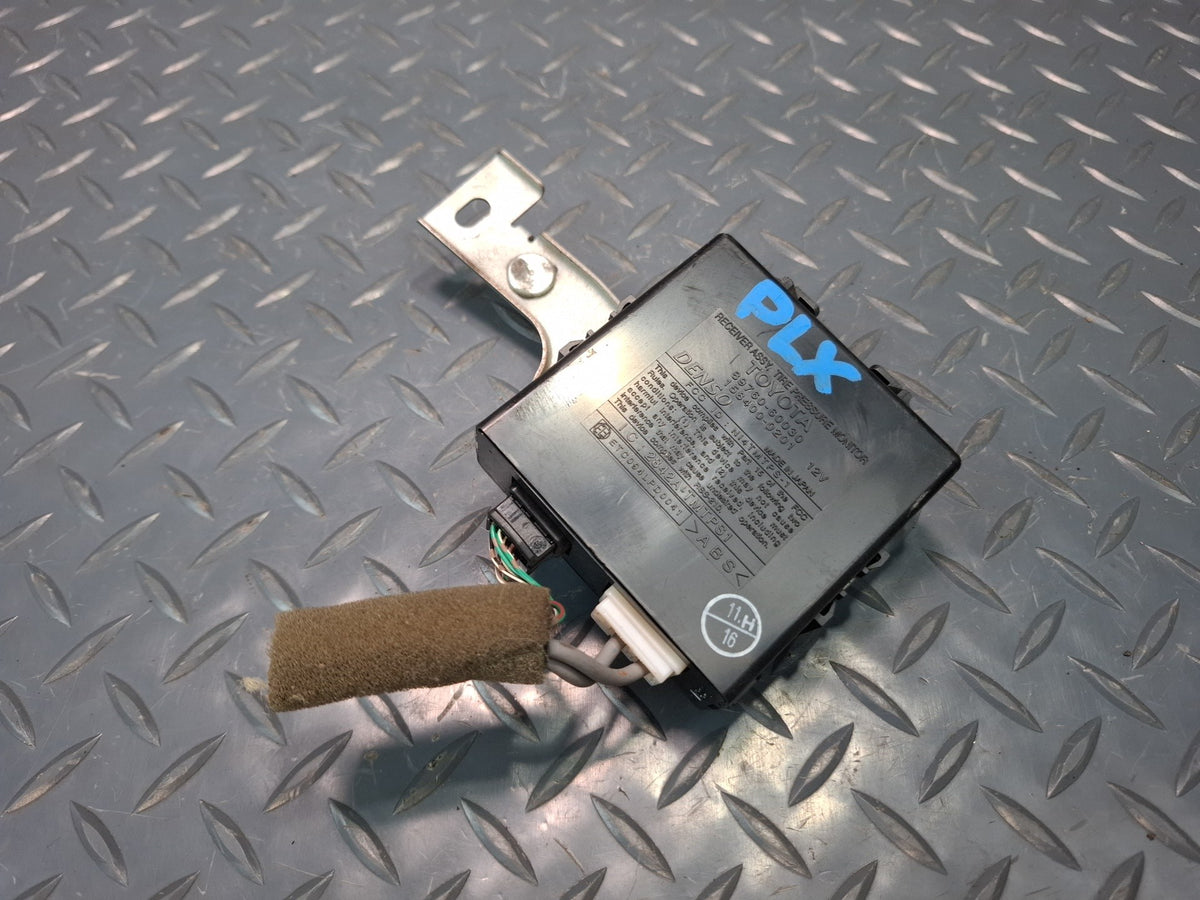2006-2007 Lexus UZJ100L LX470 TPMS Tire Pressure Monitor Control Module
