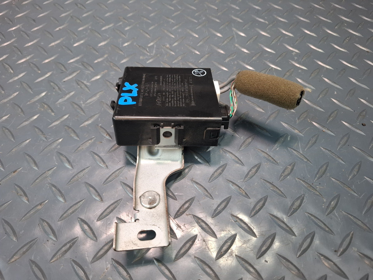 2006-2007 Lexus UZJ100L LX470 TPMS Tire Pressure Monitor Control Module