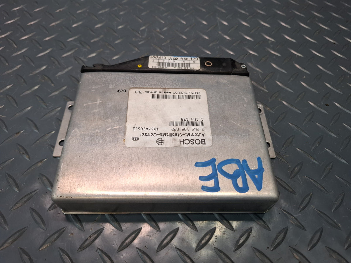 1997 BMW E31 840Ci M62 ABS ASC Stability Control Module 1164133