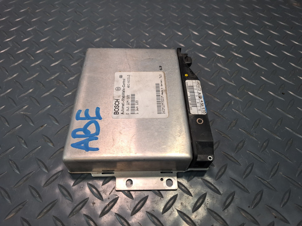 1997 BMW E31 840Ci M62 ABS ASC Stability Control Module 1164133
