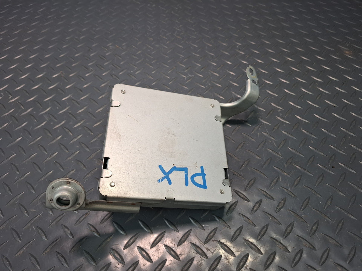 2003-2007 Lexus UZJ100L LX470 Suspension Control Computer Module 89290-60041