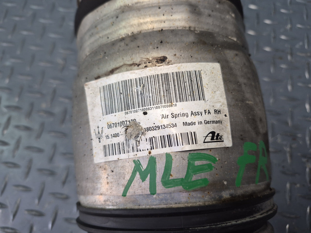 2017-2020 Maserati Levante M161 AWD Front Right Air Strut Shock Absorber 88K