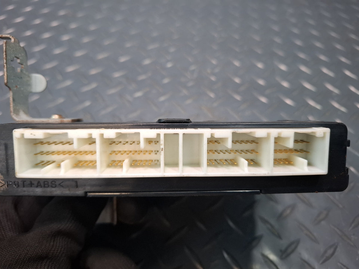 2005-2007 Lexus UZJ100L LX470 ABS VSC Traction Skid Stability Control Module
