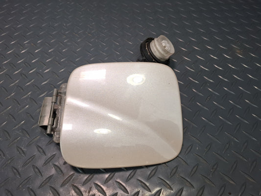 2003-2007 Lexus UZJ100L LX470 Fuel Tank Filler Door Lid Cover