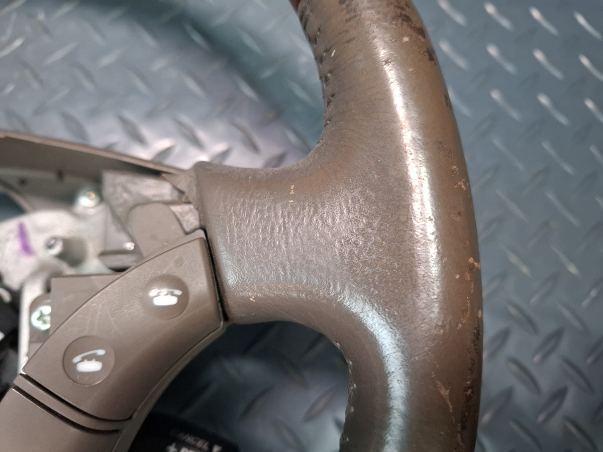2003-2007 Lexus UZJ100L LX470 Leather Wood Steering W/ Cruise Switch Damaged
