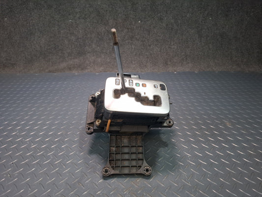2003-2007 Lexus UZJ100L LX470 A/T Automatic Transmission Gear Shifter Selector