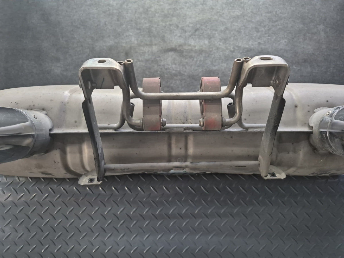 2008-2011 BMW E90 M3 Sedan Rear Exhaust Muffler w Tips 7840575