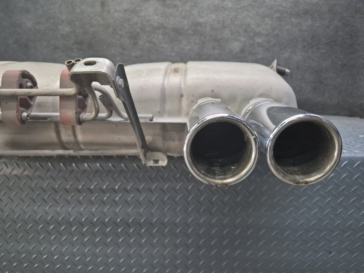 2008-2011 BMW E90 M3 Sedan Rear Exhaust Muffler w Tips 7840575