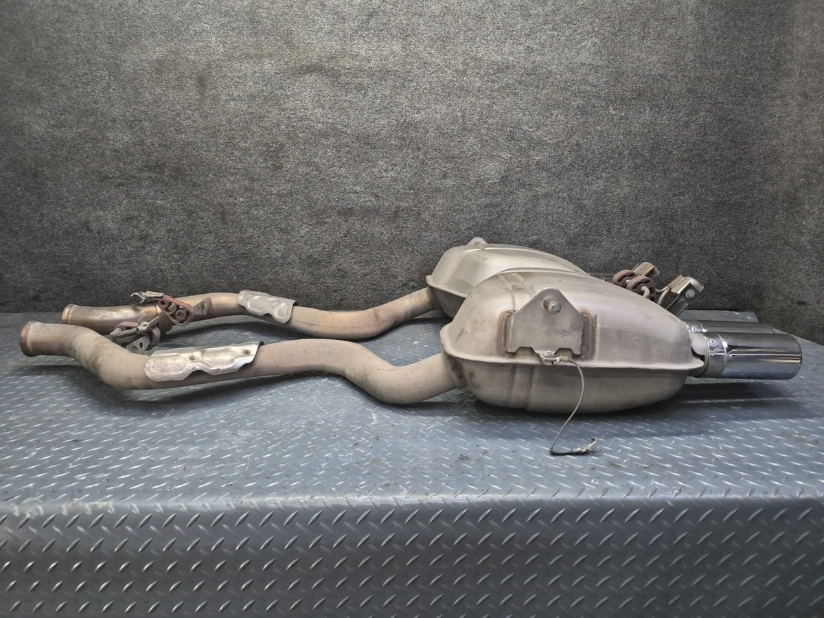 2008-2011 BMW E90 M3 Sedan Rear Exhaust Muffler w Tips 7840575