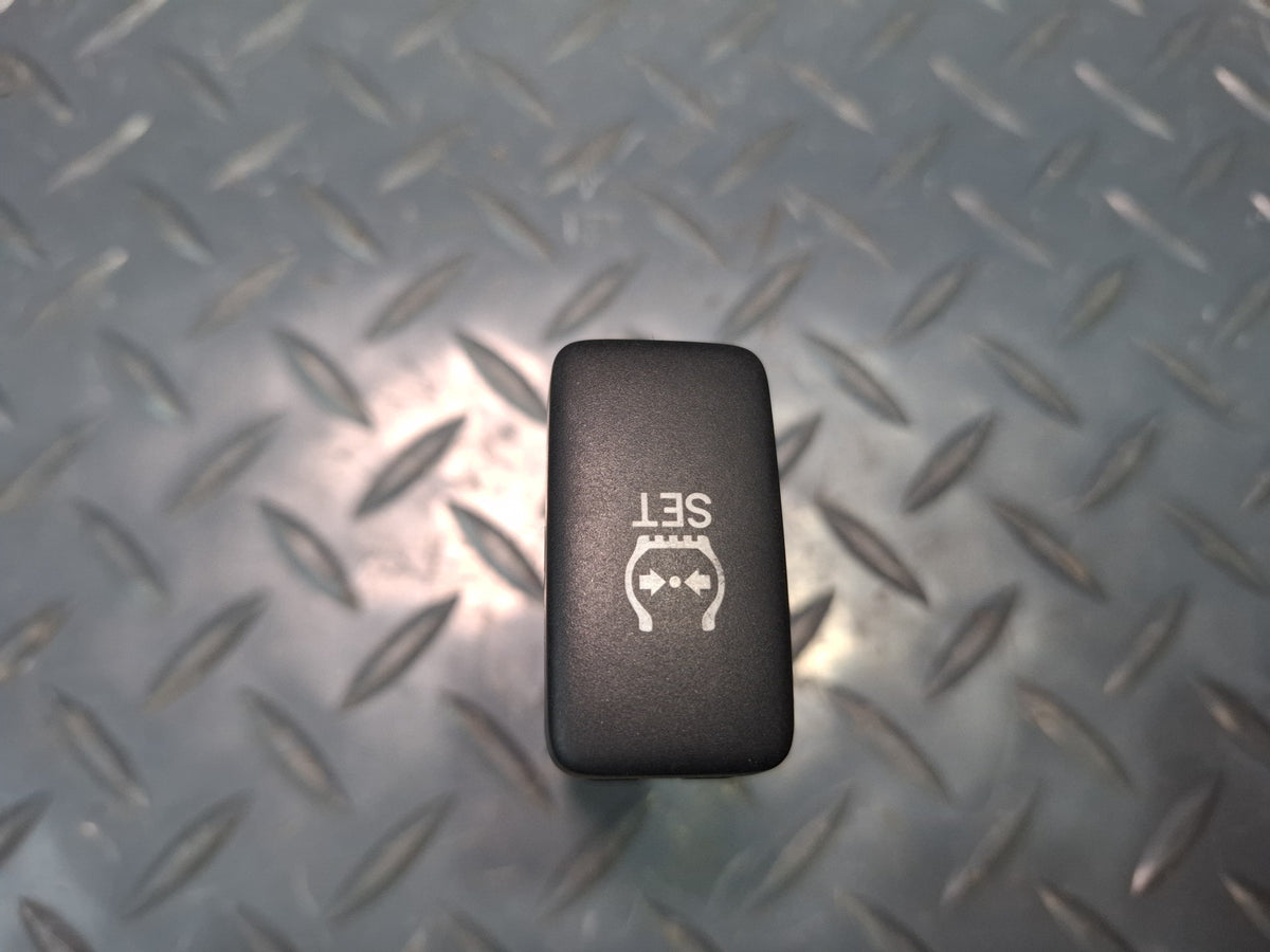 2003-2007 Lexus UZJ100L LX470 Tire Pressure Monitor Set Switch Control Button