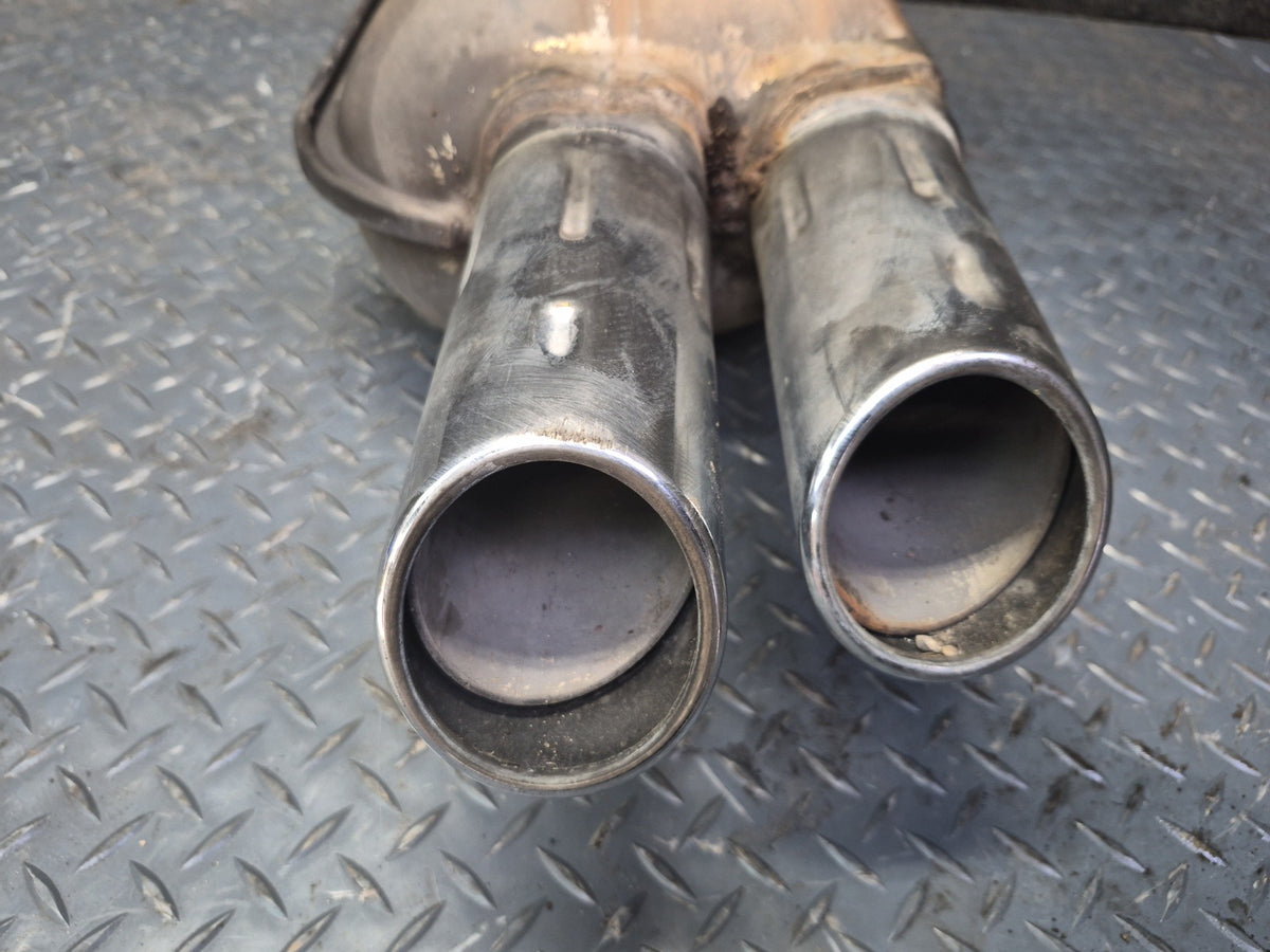 1994-1997 BMW E31 840Ci Rear Left Exhaust Muffler w Tips 1702501