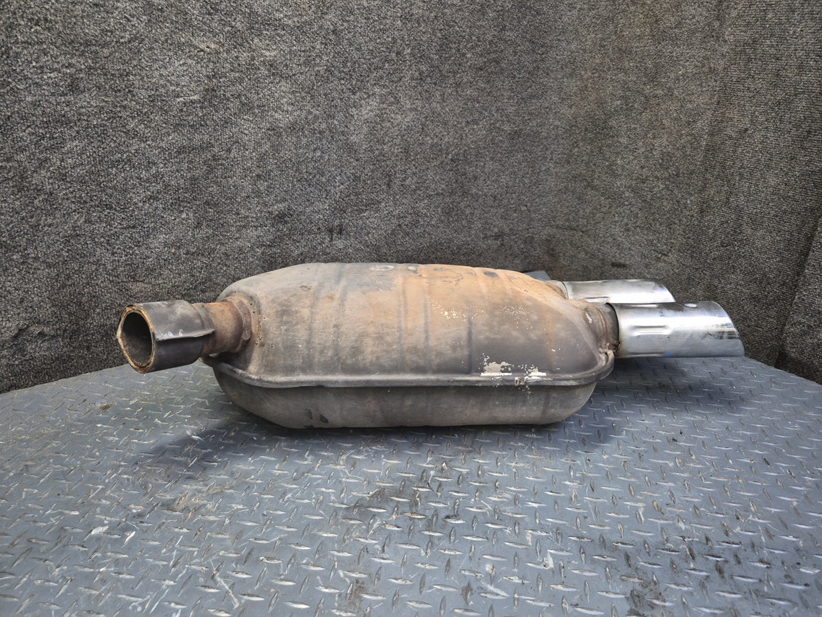 1994-1997 BMW E31 840Ci Rear Left Exhaust Muffler w Tips 1702501