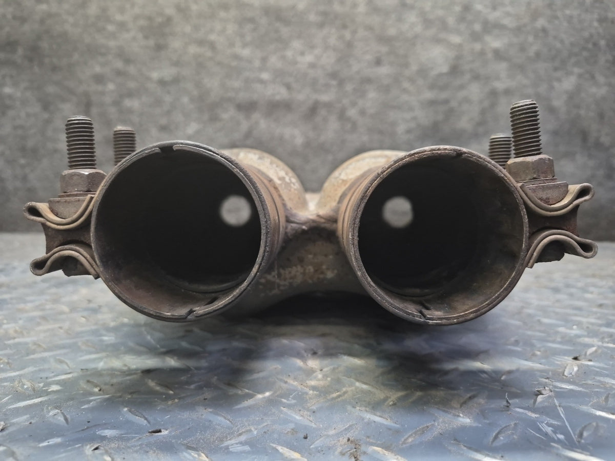 1994-1997 BMW E31 840Ci Center Exhaust Muffler 1723153