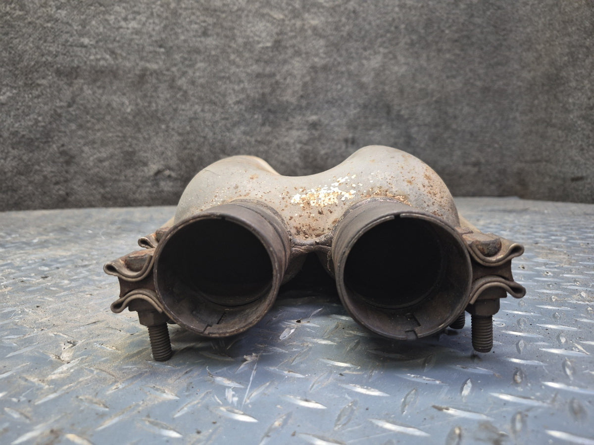 1994-1997 BMW E31 840Ci Center Exhaust Muffler 1723153