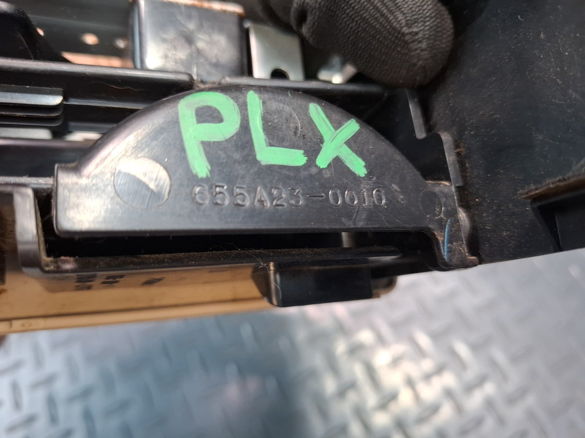 2003-2007 Lexus UZJ100L LX470 Rear Center Console CUP Drink Holder Assembly
