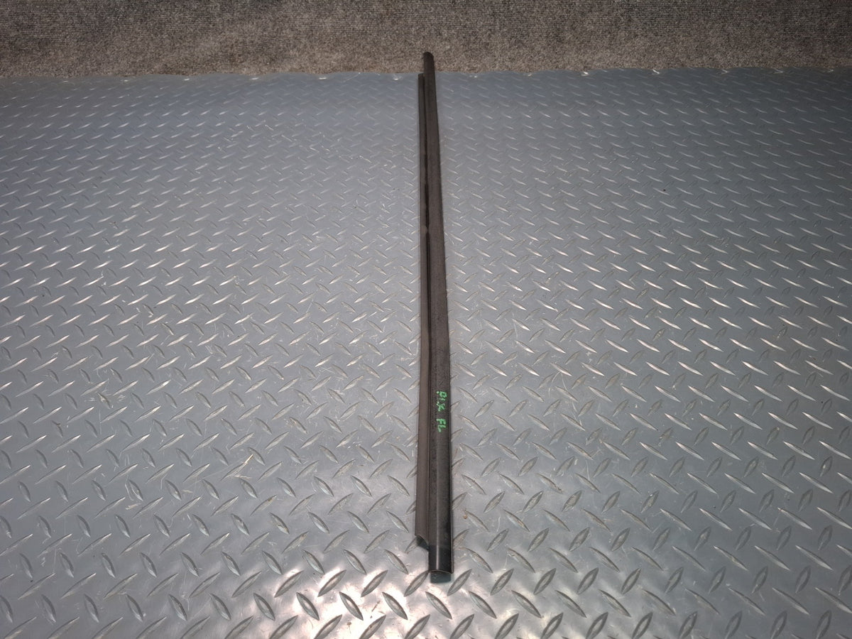 1998-2007 Lexus UZJ100L LX470 Door Window Weatherstrip Rubber Seal Molding Set