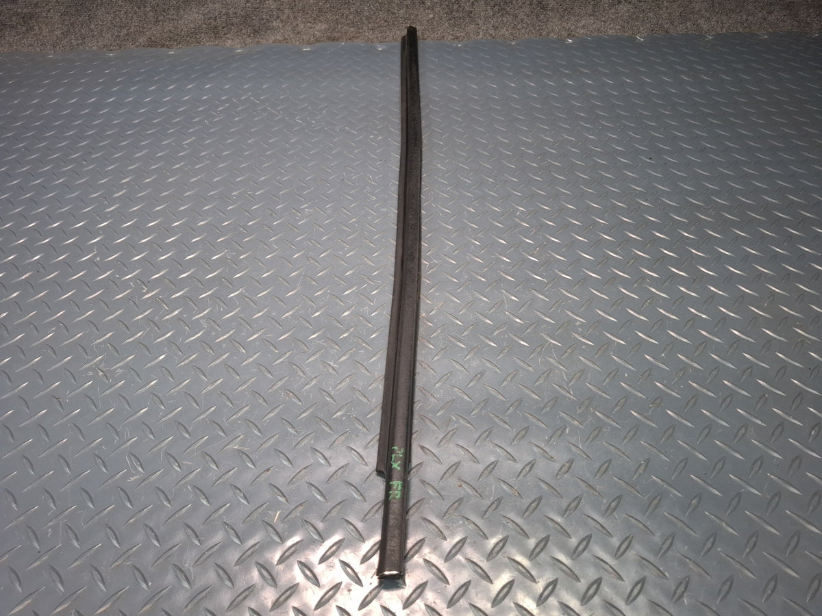 1998-2007 Lexus UZJ100L LX470 Door Window Weatherstrip Rubber Seal Molding Set